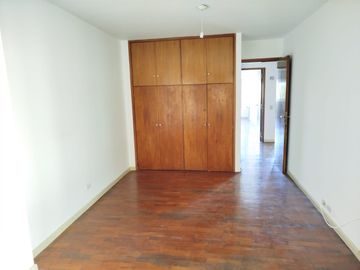 Departamento en  Venta en Nueva Cordoba. 3 dormitorios. Cochera