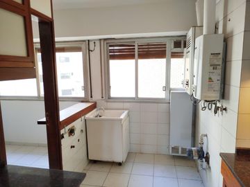 Departamento en  Venta en Nueva Cordoba. 3 dormitorios. Cochera