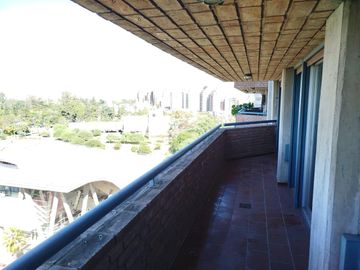 Departamento en  Venta en Nueva Cordoba. 3 dormitorios. Cochera