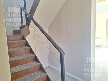Apta Crédito Casa en venta 4 ambientes Fincas del Lago