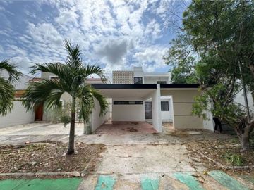 Casa en venta en Fraccionamiento Las Americas en Mérida Yucatán.