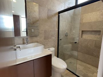 CASA EN VENTA EN PRIVADA EN CHOLUL, MERIDA YUCATAN.