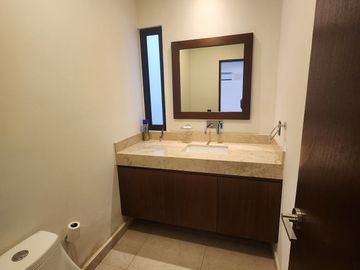 Casa en venta en Privada en Cholul en Mérida Yucatán.