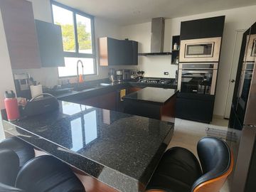 Casa en venta en Privada en Cholul en Mérida Yucatán.