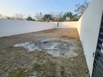 Casa en venta en Privada en Cholul en Mérida Yucatán.