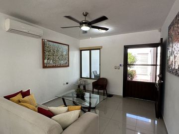 Casa en venta en Cholul en Mérida Yucatán.