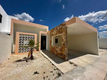 Casa de una planta en Venta en privada en Conkal, Merida Yucatán.