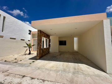 Casa de una planta en Venta en privada en Conkal, Merida Yucatán.