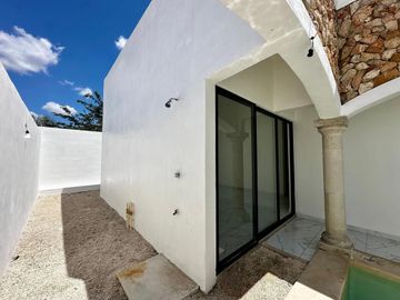 Casa de una planta en Venta en privada en Conkal, Merida Yucatán.