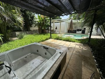 Casa en Venta con Paneles en Montebello, Mérida Yucatán