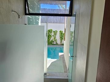 Casa en venta con Paneles Solares en  Privada en Conkal en Mérida Yucatán.