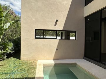 Casa en venta en Privada en  ZONA COUNTRY CLUB en Mérida Yucatán.