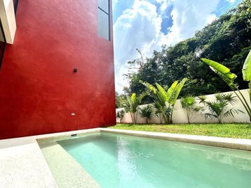 Casa en venta en Privada en  ZONA COUNTRY CLUB en Mérida Yucatán.