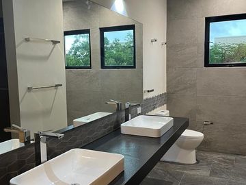 Casa en venta en Privada en  ZONA COUNTRY CLUB en Mérida Yucatán.