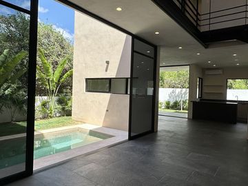 Casa en venta en Privada en  ZONA COUNTRY CLUB en Mérida Yucatán.