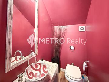 Casa en Venta 8 ambientes, San Isidro Con Pileta