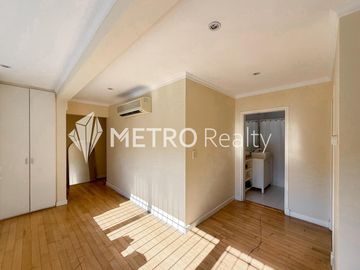 Casa en Venta 8 ambientes, San Isidro Con Pileta