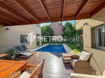 Casa en Venta 8 ambientes, San Isidro Con Pileta