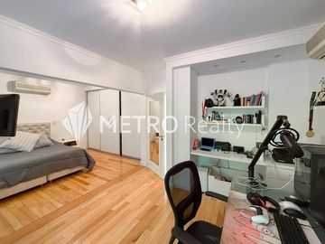 Casa en Venta 8 ambientes, San Isidro Con Pileta