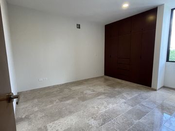 CASA EN VENTA EN PRIVADA EN CHOLUL, MERIDA YUCATAN.