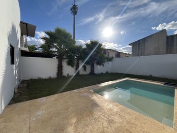 Casa en venta en privada  en Conkal en Mérida Yucatán.