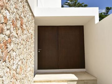 Casa en venta en Privada en Cholul en Mérida Yucatán.