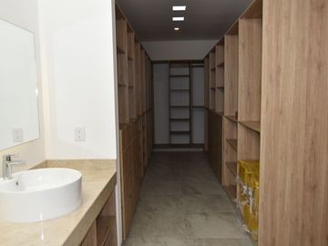 Casa en venta en Privada en Cholul en Mérida Yucatán.