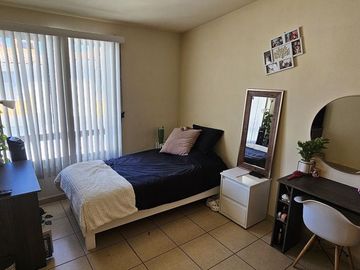 Casa en venta 3 recámaras en Naranjos Juriquilla, Querétaro
