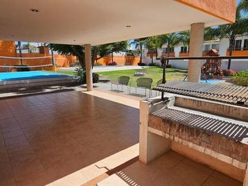 Casa en venta 3 recámaras en Naranjos Juriquilla, Querétaro