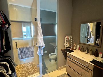 Departamento en venta amueblado, en TORRE ATLANTIDA, en Vía Montejo, Mérida Yuc.