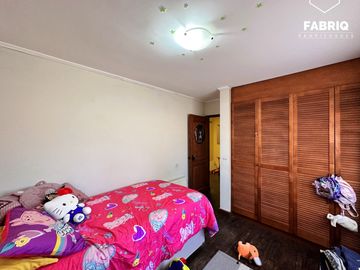 EXCELENTE CASA EN CONDOMINIO 5DOR+3BAÑOS+CABAÑA