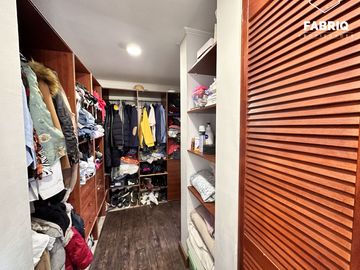 EXCELENTE CASA EN CONDOMINIO 5DOR+3BAÑOS+CABAÑA