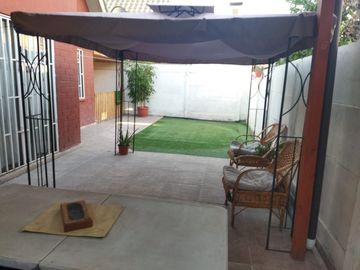 EN VENTA AMPLIA Y HERMOSA CASA EN SAN BERNARDO, $ 160 MILLONES