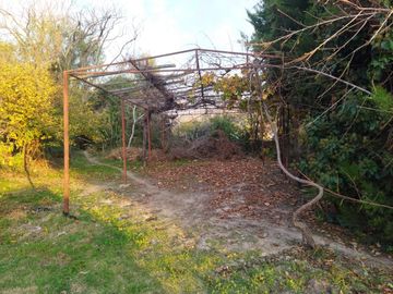 EN VENTA CASA CON AMPLIO TERRENO EN PIRQUE $ 220 MILLONES