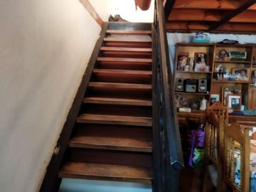 EN VENTA CASA CON AMPLIO TERRENO EN PIRQUE $ 220 MILLONES