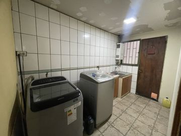 CASA EN VENTA, LA FLORIDA, $ 135 MILLONES