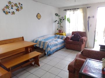 CASA EN VENTA, LA FLORIDA, $ 135 MILLONES