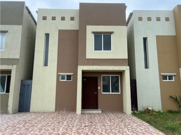 VENDO CASA  URBANIZACION OLIMPO CHONGON (MACRI)
