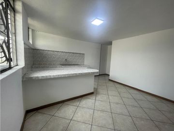 Quitumbe, Casa Comercial en Venta, 362m2, 6 Ambientes