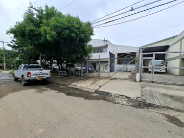 Venta Bodega En Acopi Yumbo