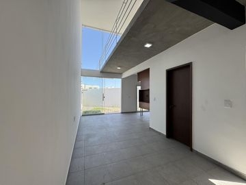 CASA EN VENTA EN LOMAS DE LA RIOJA/POETAS