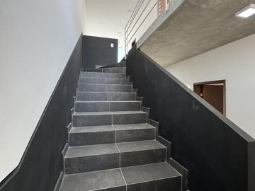 CASA EN VENTA EN LOMAS DE LA RIOJA/POETAS