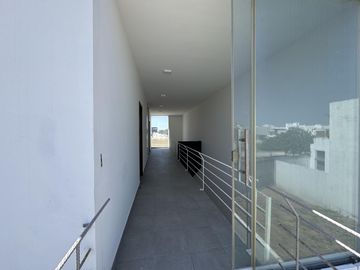 CASA EN VENTA EN LOMAS DE LA RIOJA/POETAS