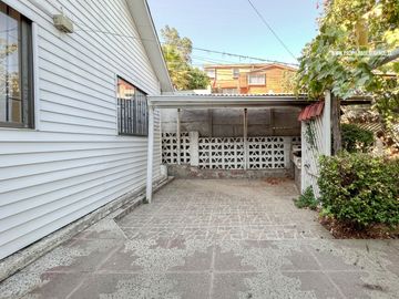 QUILPUE VENTA CASA DOS PISOS 4D 2B SALA DE ESTAR VALENCIA