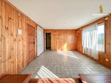 QUILPUE VENTA CASA DOS PISOS 4D 2B SALA DE ESTAR VALENCIA