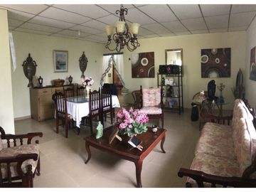 VENTA O ALQUILER DE CASA CAMPO EN LA PINTADA