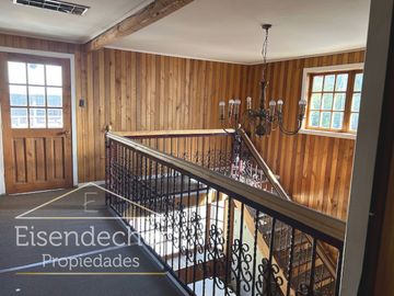 Cabañas equipadas, salón de juegos, eventos y piscina