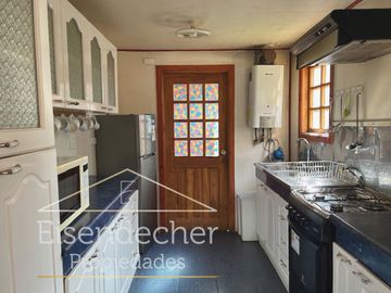 Cabañas equipadas, salón de juegos, eventos y piscina