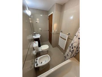 Venta Departamento dos amb.c/cochera - gas natural