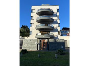 Venta Departamento dos amb.c/cochera - gas natural